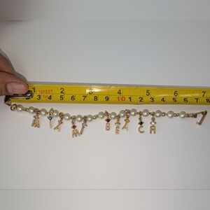 VTG GOLD TONE, FAUX PEARLS & RHINESTONES MIAMI BEACH CHARM BRACELET